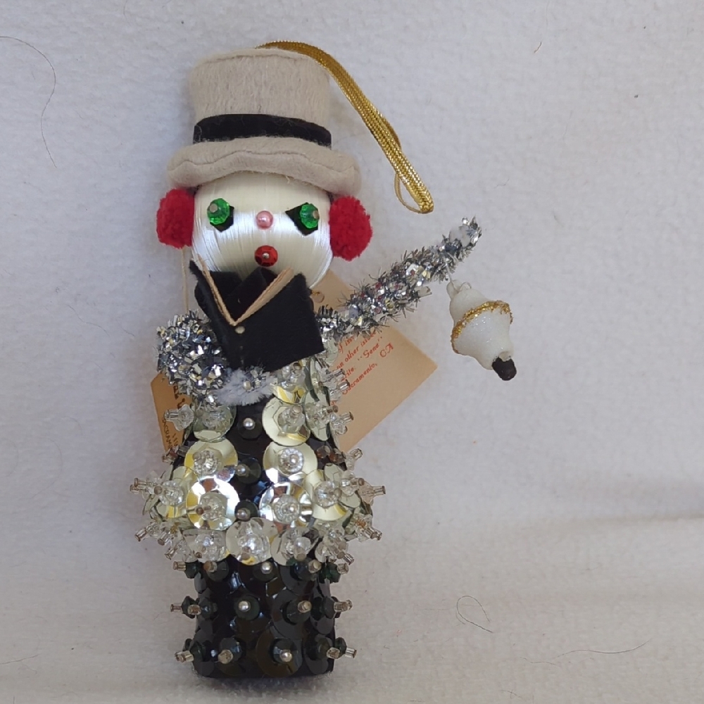 Collectors Ornaments By Gena. Ye Merry Gentleman
